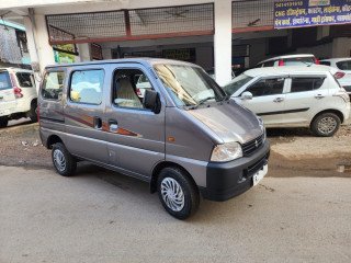 Maruti EECO 2022 CNG