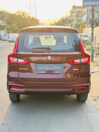 ertiga-smart-hybrid-zxi-big-4